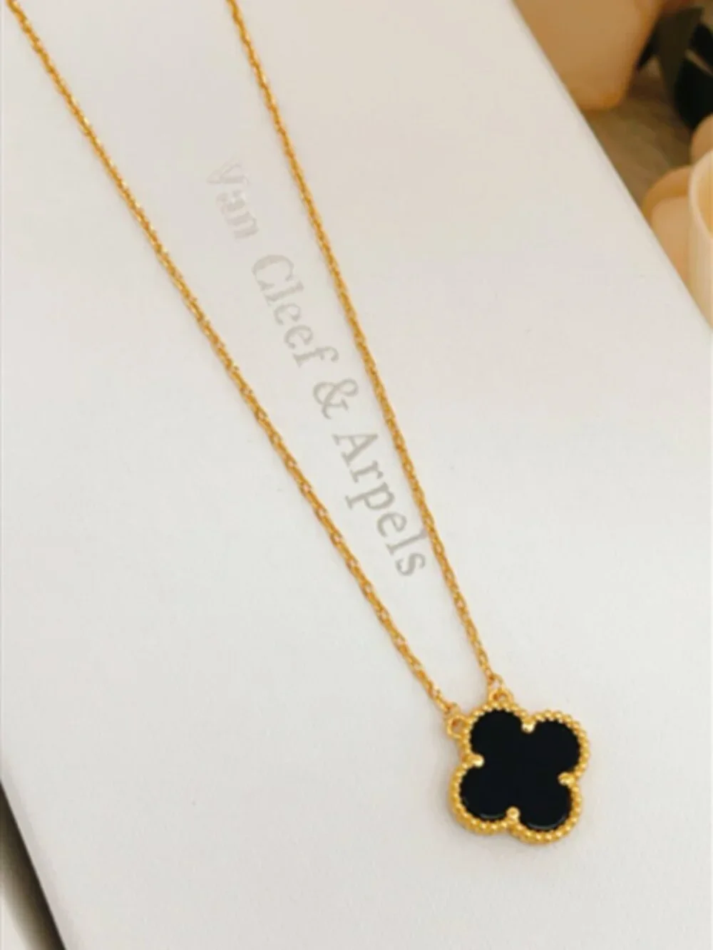 Van Cleef & Arpels Black Onyx Necklace - Picture 3 of 3